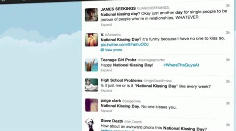 Tweeting in 3D Stock Footage 11330003