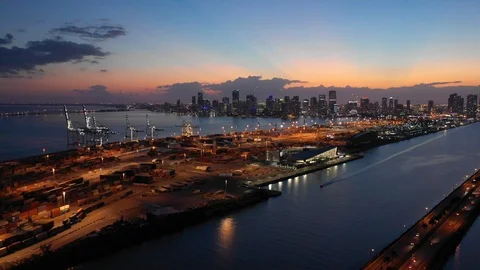 Twilight aerial Miami Vidéo 105271074