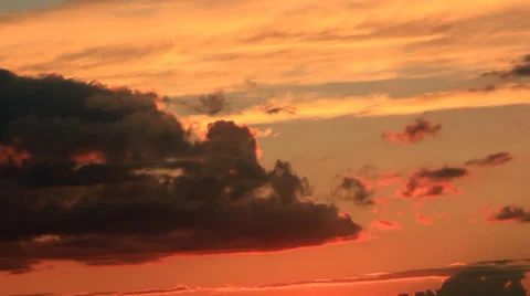 Twilight darkening sky clouds Stock-Footage 33230376