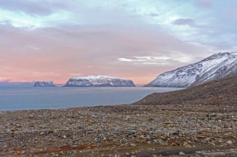 Twilight in the High Arctic Stockfoto's