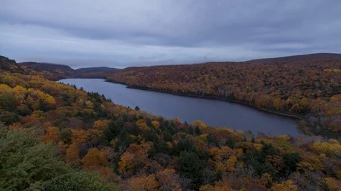 Twilight at Lake of the Clouds Stock Footage 81221231