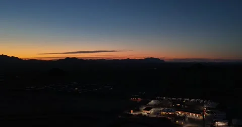 Twilight Sunrise Desert Take Off Vídeo Stock 322532296