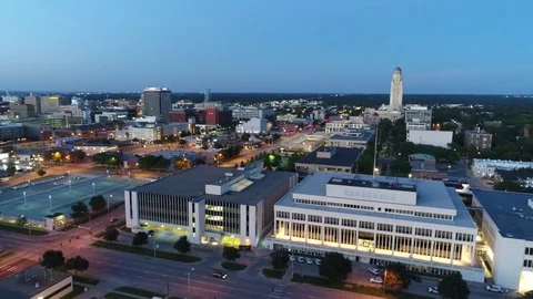 Twilight video of downtown Lincoln, Nebraska and the courthouse Stock Footage
