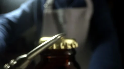 Twist of Refreshment: Lemonade Unveiled Vidéo 275145847
