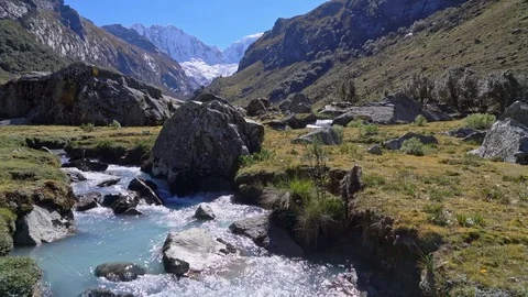 Twisting Mountain Stream Video stock 73273126