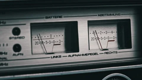 Two Analog VU Meters on Silver Colored Tape Recorder, Arrow Indicators 스톡 동영상 180516227