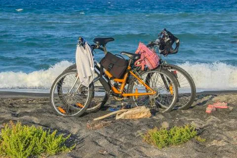 Two bicycle at the beach 스톡 사진