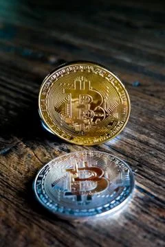 Two bitcoins 库存照片