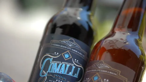 Two bottles of craft beer in an ice bucket Stock-Footage 149366088