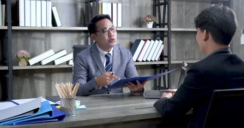 Two Businessman signing contract document start business agreement dealing teamw Vidéo 154305313