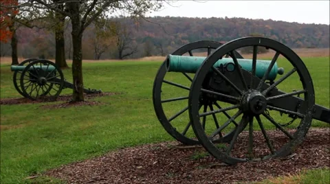 Two cannons at wilsons creek Video stock 32689910
