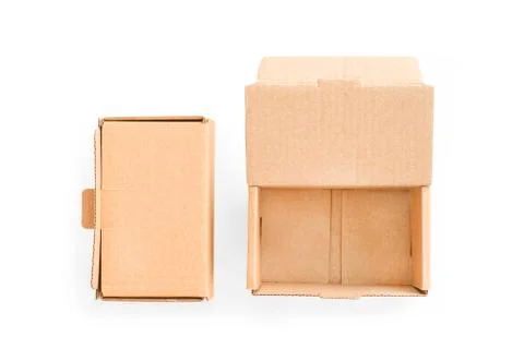 Two cardboard boxes: open and closed. On white with clipping path Stock-Fotos
