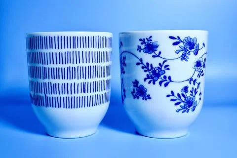 Two ceramic cups with decorative pattern Foto stock
