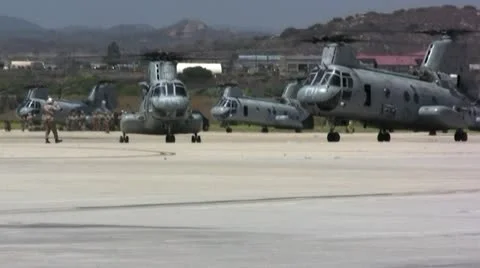 Two CH-46 Sea Knights on runway 库存影片 11938209
