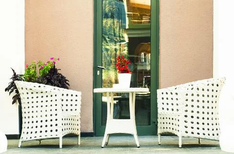 Two chairs and small table 스톡 사진