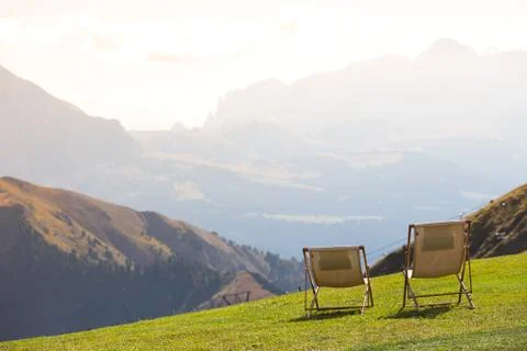 Two chairs in the mountains Foto stock