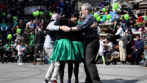 Two couples performing traditional Irish dance Stock Footage 87377110