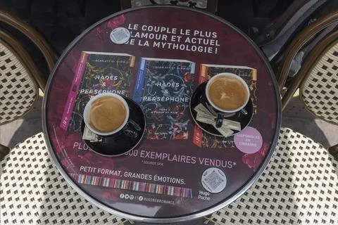 Two cups of coffee on a bistro table in a Paris cafe Paris France Foto stock
