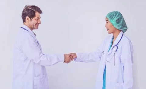 Two doctors shake their hands. Medical handshake Foto stock