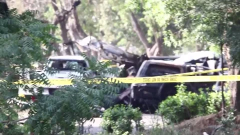 Two foreign workers killed in convoy attack near Pakistan's airport, PAKISTÁN, P Stockbeeldmateriaal 287173633