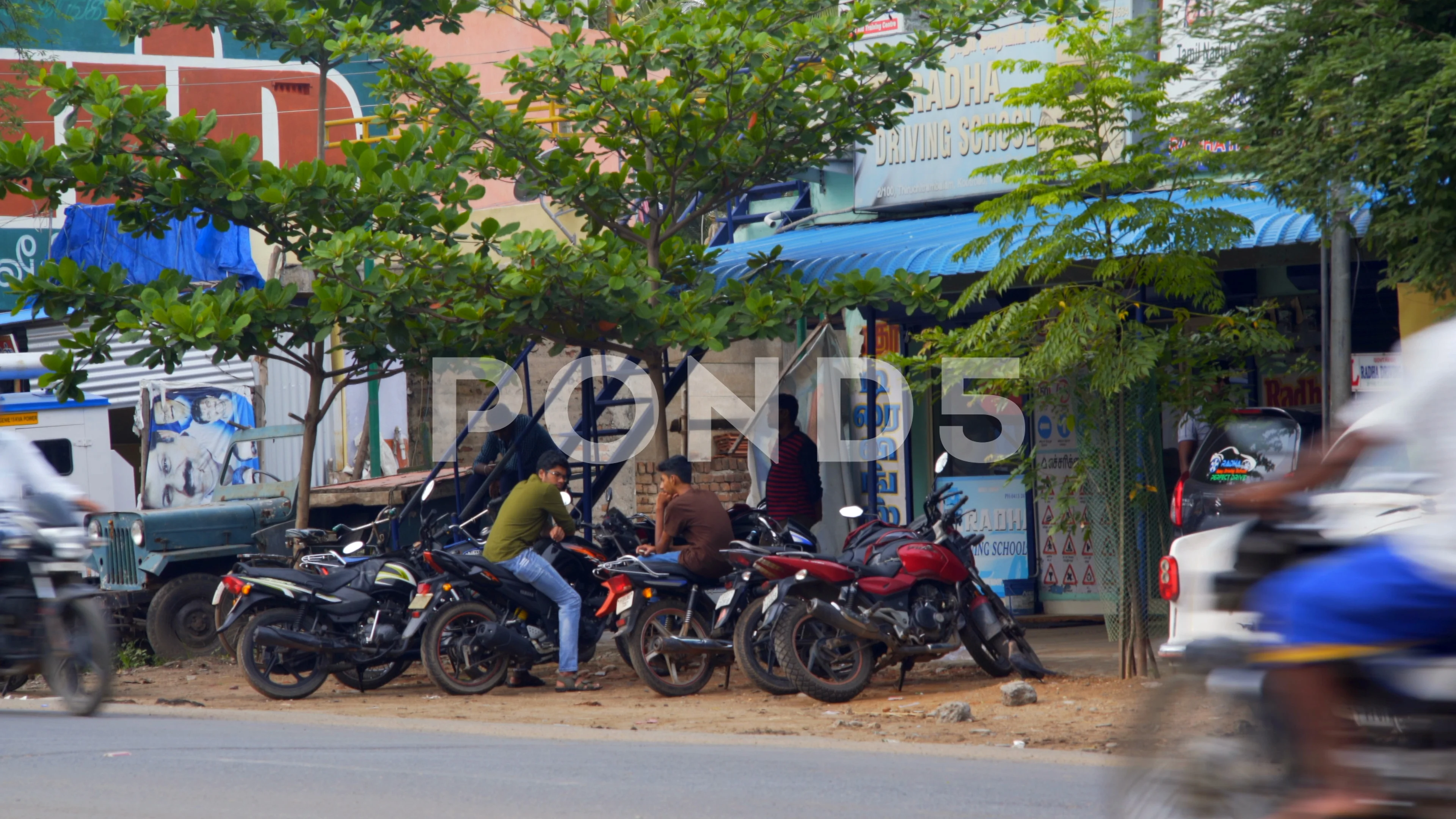 motorcycle talk to each other