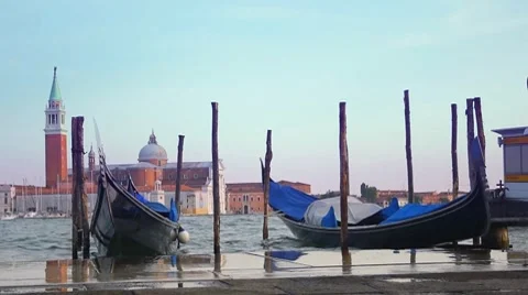 Two gandolas 스톡 동영상 7729022