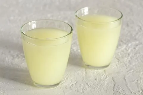 Two glasses of whey on a bright background Foto stock