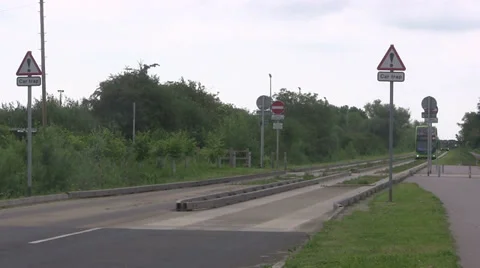 Two guided busses leaving a guided bus way. Stock-Footage 38955036