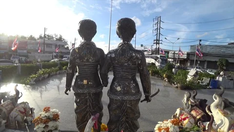 Two Heroines Monument Behind Statues Zoom Out, Phuket Stock Footage 85413464