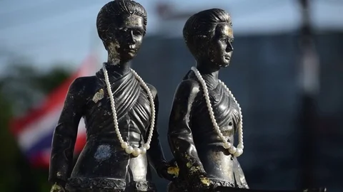 Two Heroines Monument Statuettes Zoom In, Phuket Stock Footage 85413523