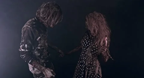 Two horror zombie dance. 库存影片 66820966