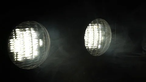 Two lights in a dark room Video stock 92863487