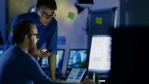 Two Male Mobile Application Developers Design and Create Quality Product.  스톡 동영상 79478400