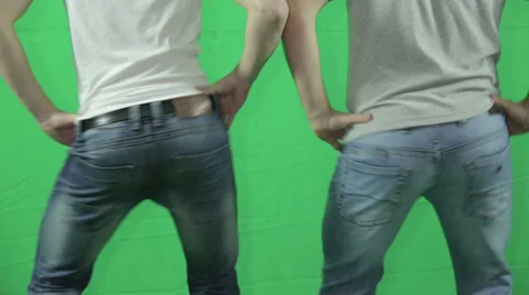 Two man ass dance Video stock 32482827