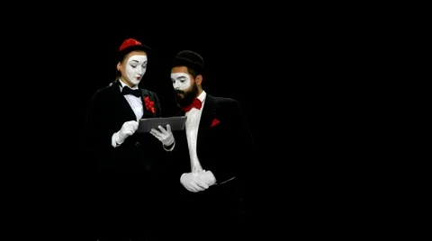 Two memes dicusses something using tablet computer, alpha channel Stock-Footage 47924847