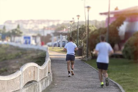Two men running Foto stock