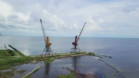 Two old rusty cranes in the seaport. Stock Footage 157106479