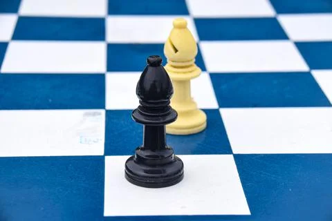 Two pawn on a chess board Stock-Fotos