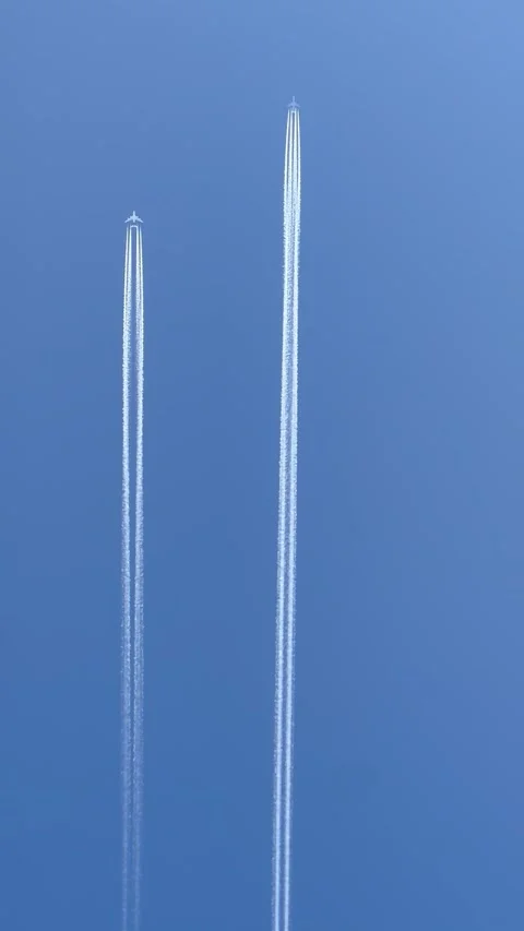 Two planes flying parallel to each other Stock Footage 259411754
