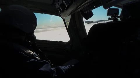 Two planes flying side by side Video stock 123536178