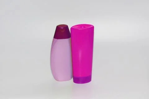 Two plastic bottles on a white background. Bottles without labels. Foto stock