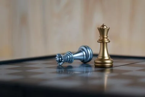 Two queen chess set on board01 Stock Photos
