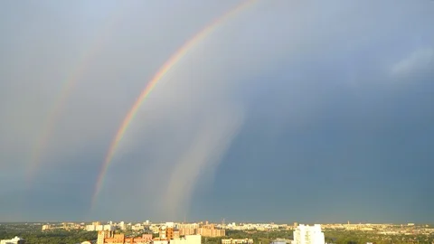 Two rainbows in the sky Vidéo 113974440