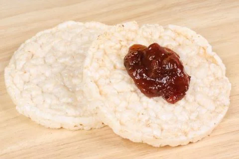 Two rice cakes with jam Foto stock