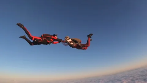 Two skydivers Stockbeeldmateriaal 86507726