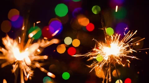 Two-sparklers 動画素材 137838750