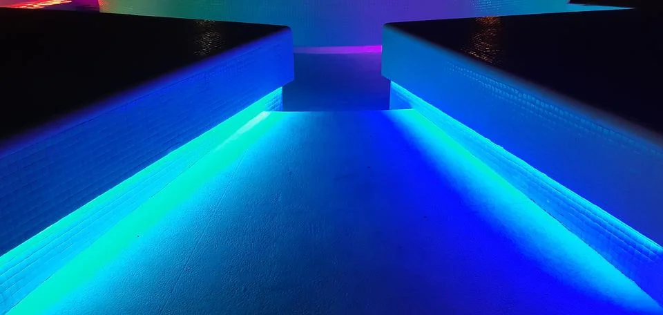 Two square platforms 库存照片