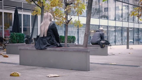 Two strangers apart Stock Footage 98215689