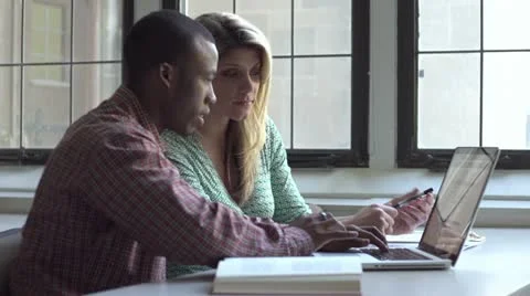 Two students studying together 動画素材 11123743