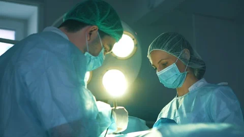 Two of surgeons at the work 库存影片 113628247